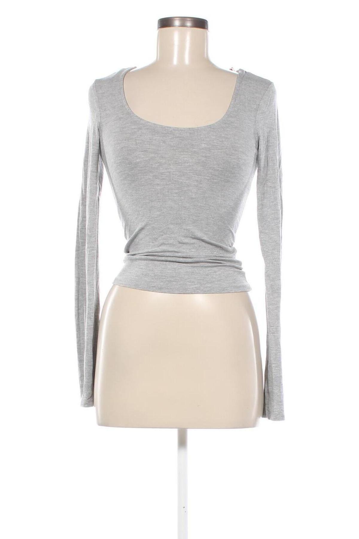 Damen Shirt Gina Tricot, Größe S, Farbe Grau, Preis € 5,99