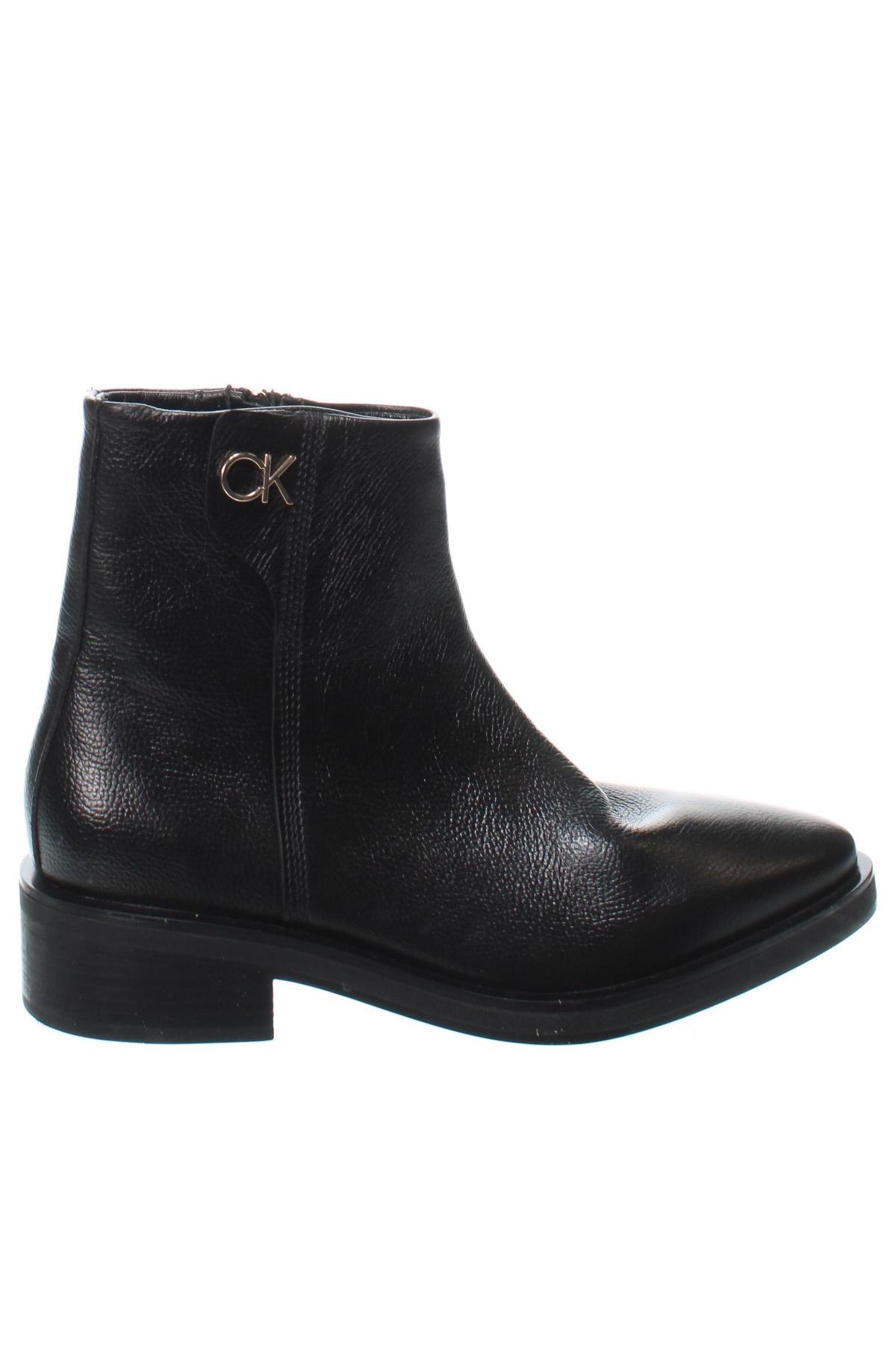 Botine de damă Calvin Klein, Mărime 37, Culoare Negru, Preț 1.253,99 Lei