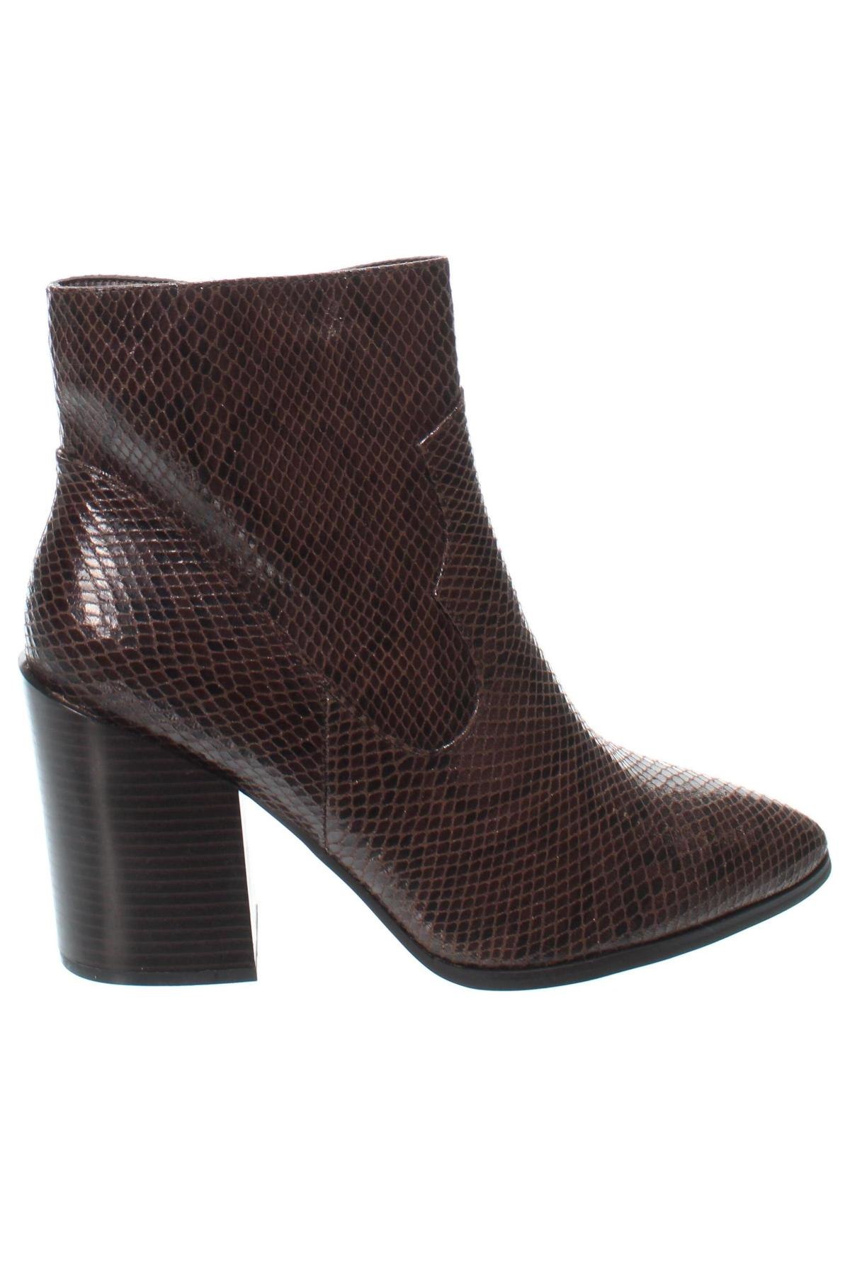 Botine de damă Truffle, Mărime 41, Culoare Maro, Preț 127,42 Lei