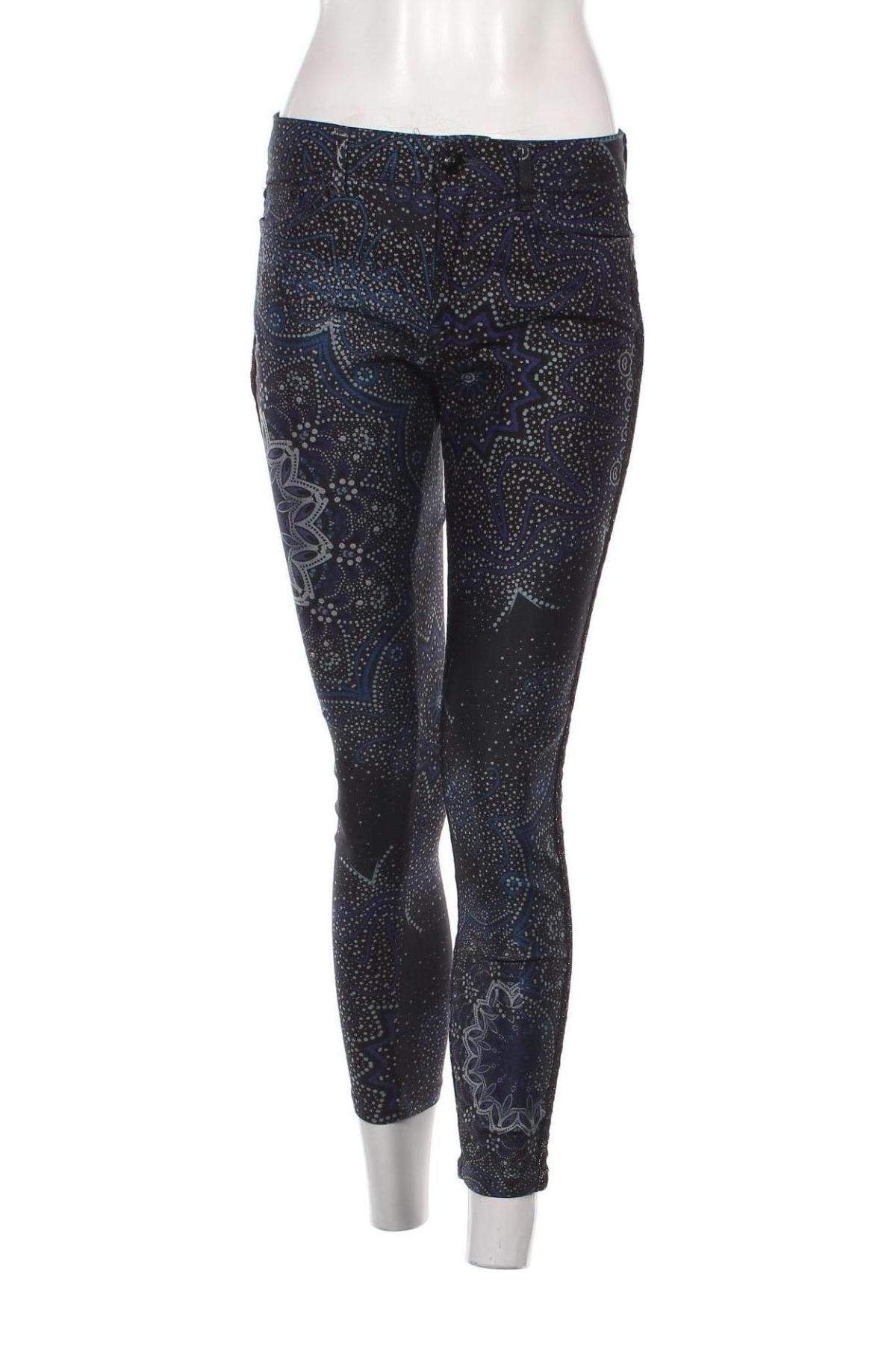 Damen Jeans Desigual, Größe M, Farbe Mehrfarbig, Preis 88,02 €