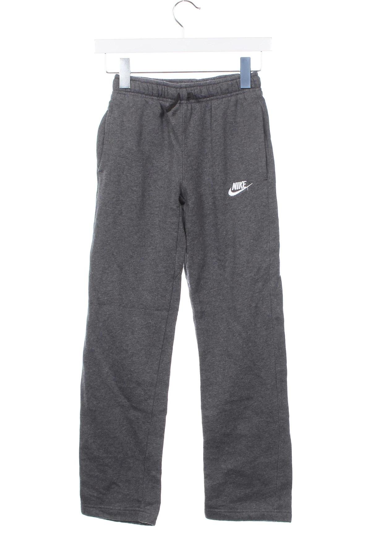 Dětské tepláky Nike, Velikost 10-11y/ 146-152 cm, Barva Šedá, Cena  429,00 Kč