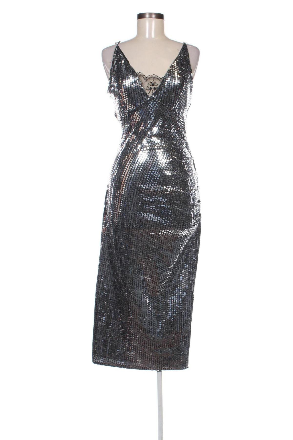 Kleid, Größe M, Farbe Silber, Preis 41,94 €