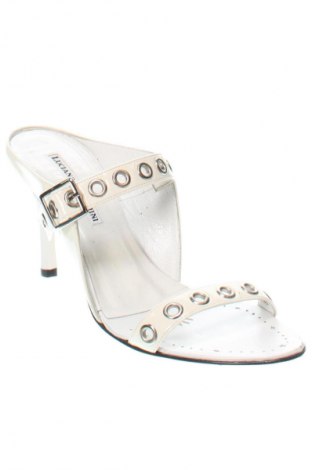 Чехли Luciano Barachini, Размер 39, Цвят Бял, Цена 59,99 лв.