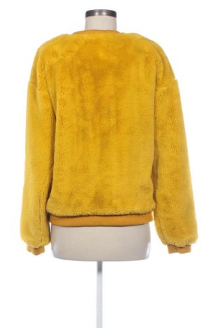 Damen Shirt Bershka, Größe L, Farbe Gelb, Preis 18,47 €