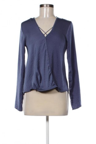 Bluzka damska Gina Tricot, Rozmiar XS, Kolor Niebieski, Cena 45,98 zł