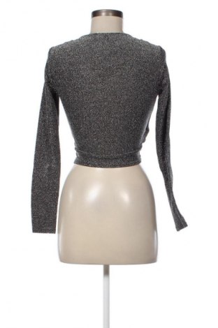 Damen Shirt H&M Divided, Größe S, Farbe Silber, Preis 9,72 €