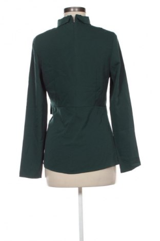 Damen Shirt Kiomi, Größe XS, Farbe Grün, Preis 7,99 €