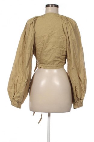 Damen Shirt NA-KD, Größe M, Farbe Grün, Preis 9,99 €