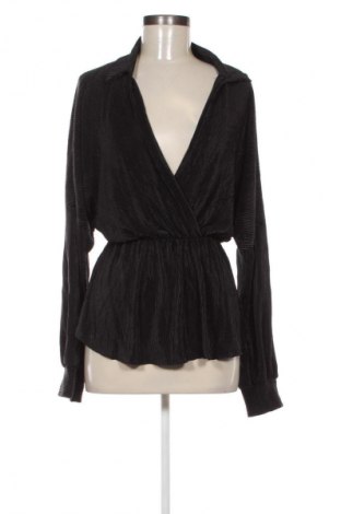 Γυναικεία μπλούζα NEW COLLECTION, Μέγεθος M, Χρώμα Μαύρο, Τιμή 10,99 €