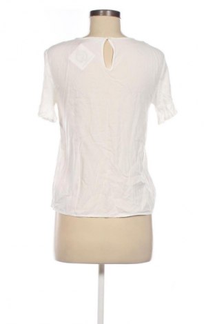 Damen Shirt Noisy May, Größe M, Farbe Weiß, Preis 13,80 €
