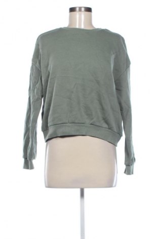 Дамска блуза Pull&Bear, Размер S, Цвят Зелен, Цена 39,99 лв.