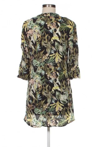 Damen Shirt Reserved, Größe M, Farbe Mehrfarbig, Preis 9,72 €