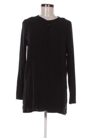 Damen Shirt Stradivarius, Größe M, Farbe Schwarz, Preis 9,72 €