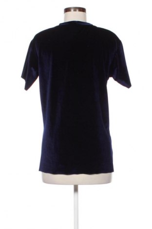 Damen Shirt Stradivarius, Größe S, Farbe Blau, Preis 9,72 €