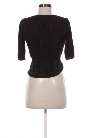 Damen Shirt Stradivarius, Größe M, Farbe Schwarz, Preis 9,72 €
