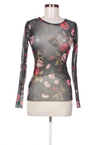 Damen Shirt Stradivarius, Größe S, Farbe Mehrfarbig, Preis 9,72 €