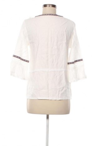 Női blúz Unbranded, Méret M, Szín Fehér, Ár 3 800 Ft