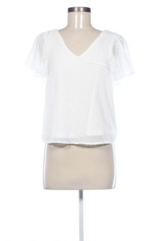 Damen Shirt VILA, Größe XS, Farbe Weiß, Preis 31,99 €