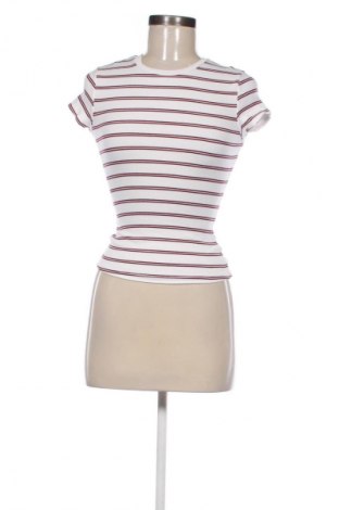 Γυναικείο t-shirt Bershka, Μέγεθος XXS, Χρώμα Πολύχρωμο, Τιμή 8,70 €