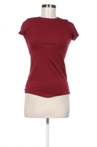 Damski T-shirt FSBN Sister, Rozmiar XXS, Kolor Czerwony, Cena 25,99 zł