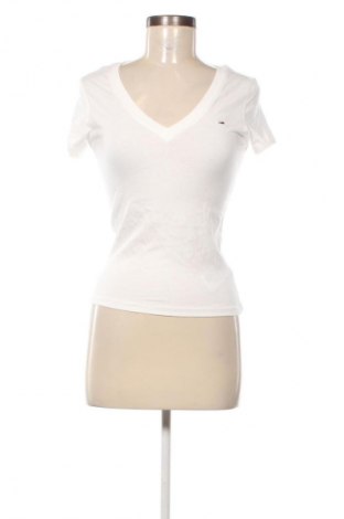 Női póló Tommy Jeans, Méret S, Szín Fehér, Ár 16 709 Ft