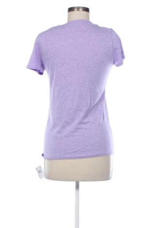 Γυναικείο t-shirt Under Armour, Μέγεθος M, Χρώμα Βιολετί, Τιμή 13,82 €
