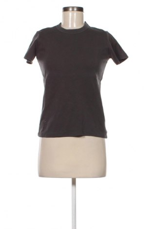 Tricou de femei Uniqlo, Mărime S, Culoare Gri, Preț 47,37 Lei