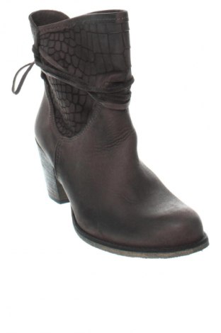 Damen Stiefeletten Alesya, Größe 40, Farbe Braun, Preis € 89,99