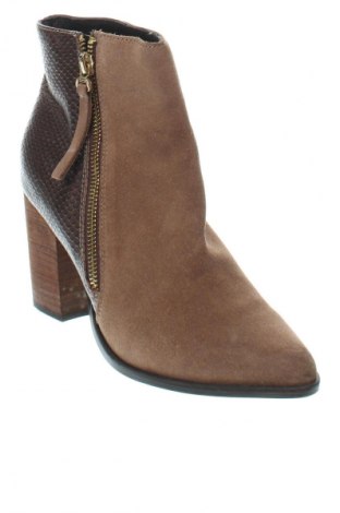 Damen Stiefeletten Buffalo, Größe 38, Farbe Braun, Preis 31,71 €