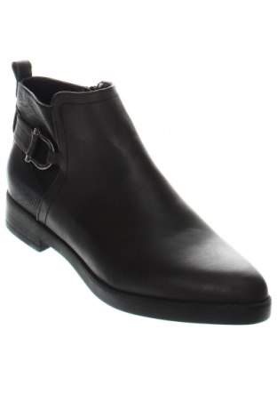 Дамски боти Esmara, Размер 40, Цвят Черен, Цена 31,99 лв.