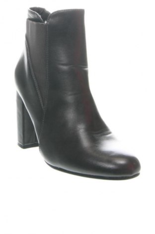 Γυναικεία μποτάκια Ideal Shoes, Μέγεθος 37, Χρώμα Γκρί, Τιμή 21,99 €
