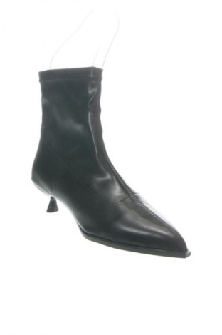 Дамски боти Unbranded, Размер 38, Цвят Черен, Цена 32,99 лв.