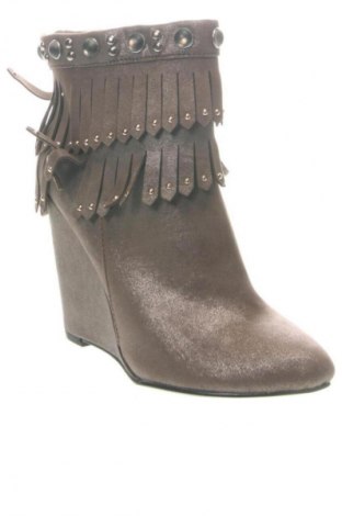 Botine de damă Unbranded, Mărime 37, Culoare Maro, Preț 131,99 Lei