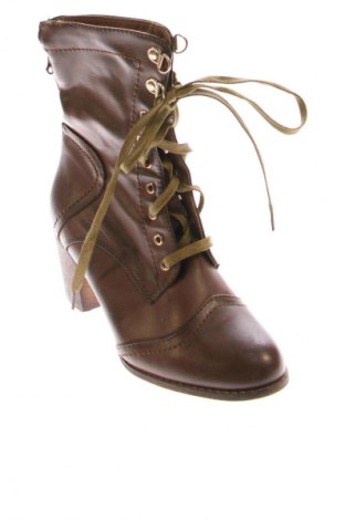 Női csizma Unbranded, Méret 38, Szín Barna, Ár 19 401 Ft