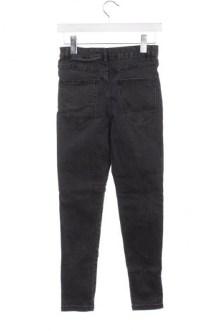 Damskie jeansy Bershka, Rozmiar XS, Kolor Czarny, Cena 66,67 zł