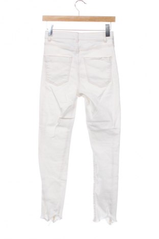 Dámske džínsy  Bershka, Veľkosť S, Farba Biela, Cena  14,83 €