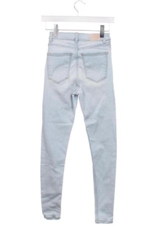 Damen Jeans Bershka, Größe XS, Farbe Blau, Preis 14,83 €