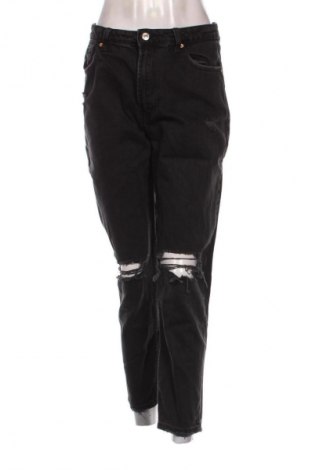 Blugi de femei Bershka, Mărime M, Culoare Negru, Preț 49,99 Lei