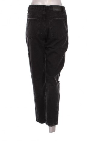 Blugi de femei Bershka, Mărime M, Culoare Negru, Preț 49,99 Lei