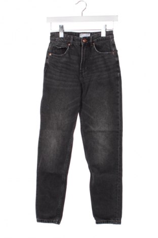 Γυναικείο Τζίν Bershka, Μέγεθος XXS, Χρώμα Γκρί, Τιμή 14,83 €