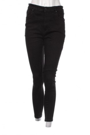 Damskie jeansy Fb Sister, Rozmiar M, Kolor Czarny, Cena 57,99 zł