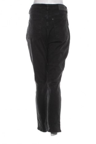 Damskie jeansy H&M, Rozmiar M, Kolor Szary, Cena 150,99 zł