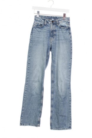 Damskie jeansy H&M, Rozmiar XS, Kolor Niebieski, Cena 66,67 zł