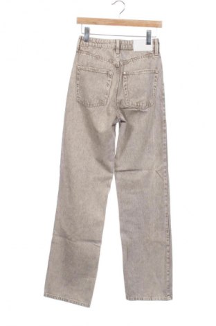 Dámske džínsy  H&M, Veľkosť XS, Farba Sivá, Cena  14,83 €