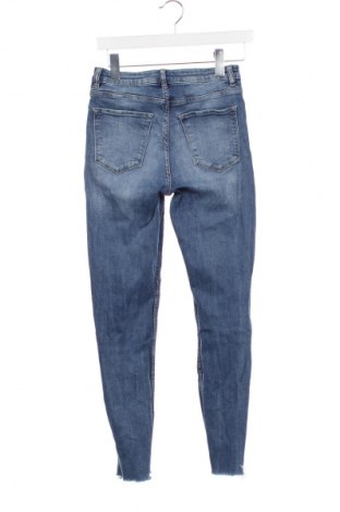 Дамски дънки H&M Divided, Размер S, Цвят Син, Цена 29,00 лв.