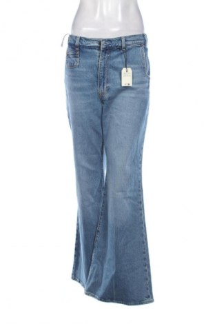 Дамски дънки Levi's, Размер M, Цвят Син, Цена 174,99 лв.