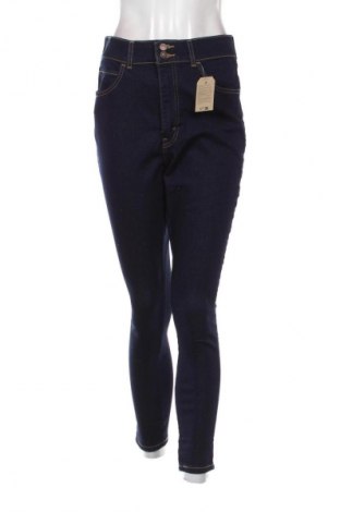 Dámske džínsy  Levi's, Veľkosť M, Farba Modrá, Cena  99,95 €