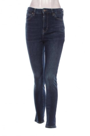Damskie jeansy Mango, Rozmiar M, Kolor Niebieski, Cena 111,99 zł