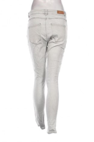 Blugi de femei ONLY, Mărime M, Culoare Gri, Preț 117,99 Lei