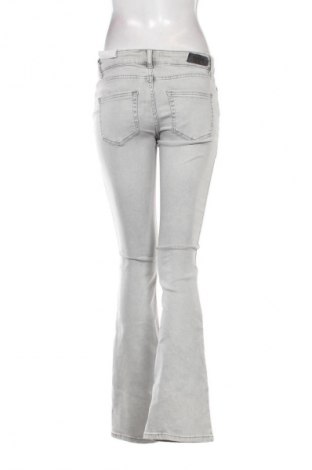 Damskie jeansy ONLY, Rozmiar M, Kolor Szary, Cena 202,99 zł